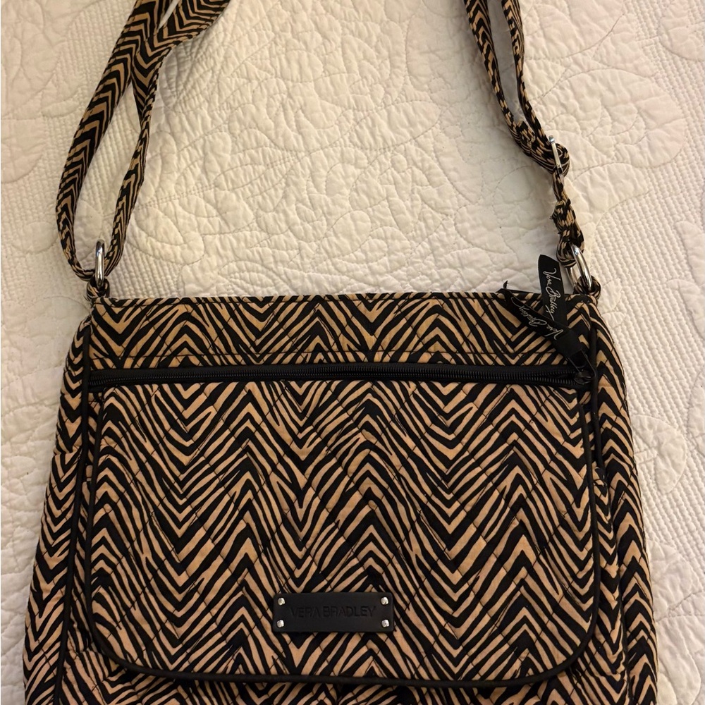Vera Bradley Black & Tan Zigzag Quilted Crossbody Bag